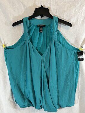 INC International Concepts Women’s NWT 2X Blue Sleeveless Blouse